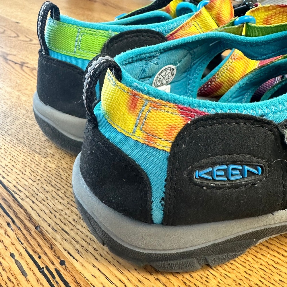 KEEN Newport H2 Rainbow Tie Dye Sandals Mens 4 Womens 6 Hiking Water Gorpcore - Picture 8 of 14